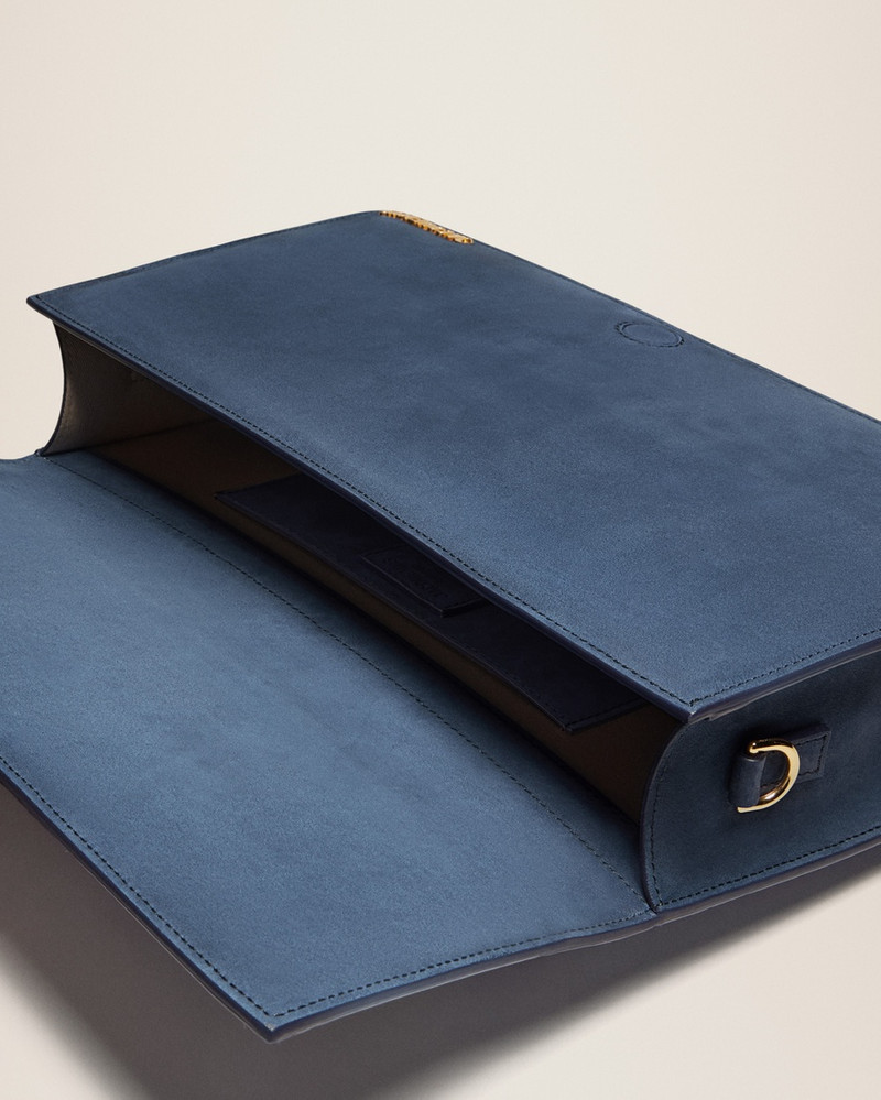 JACQUEMUS Le Bambinou outlook