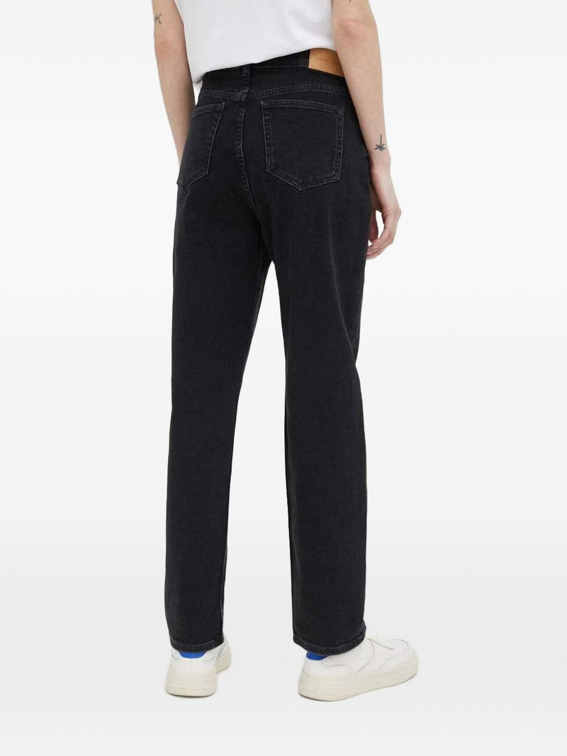belt-loops jeans 3