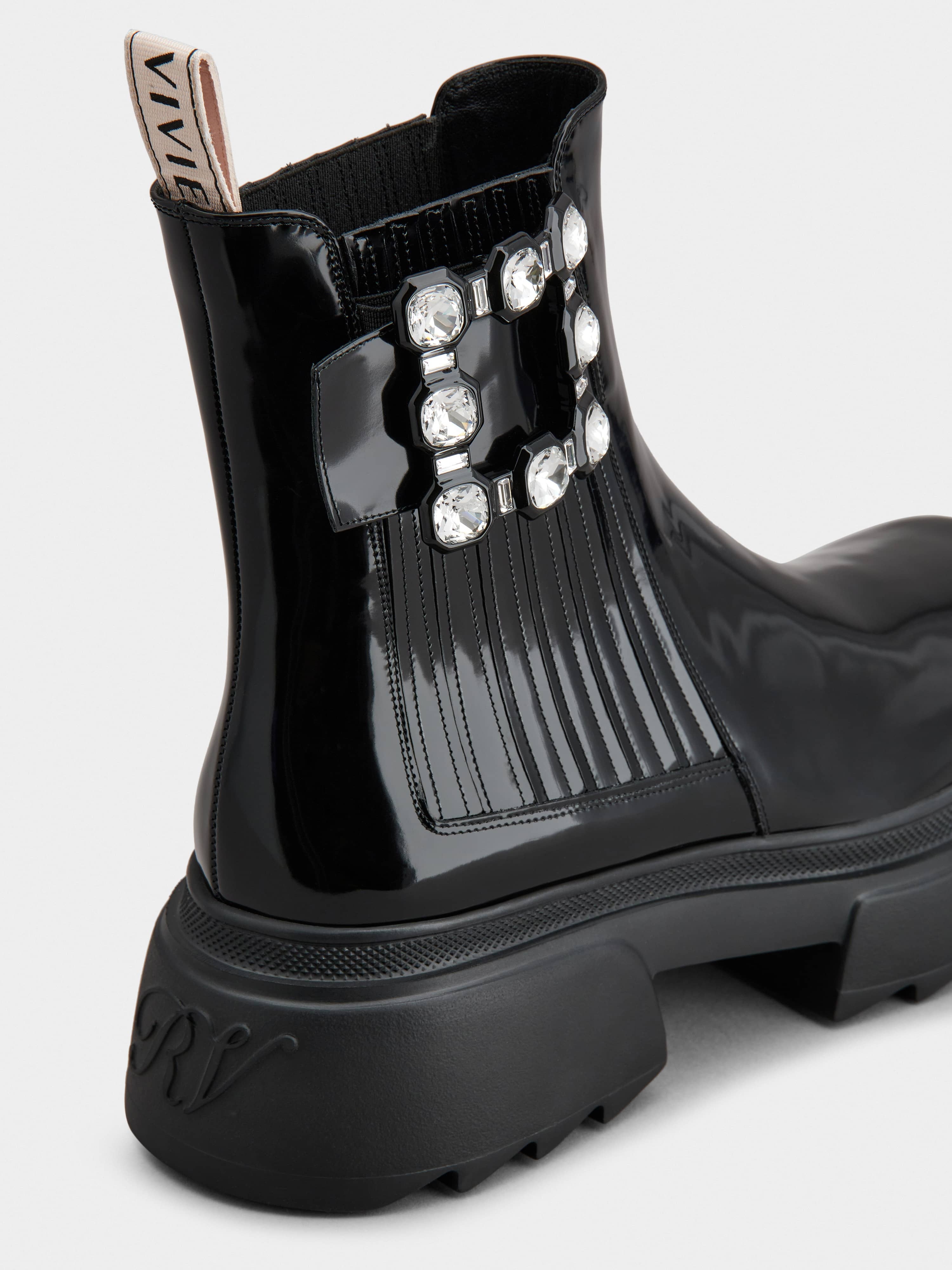 Wallaviv Strass Buckle Chelsea Ankle Boots in Patent Leather - 3