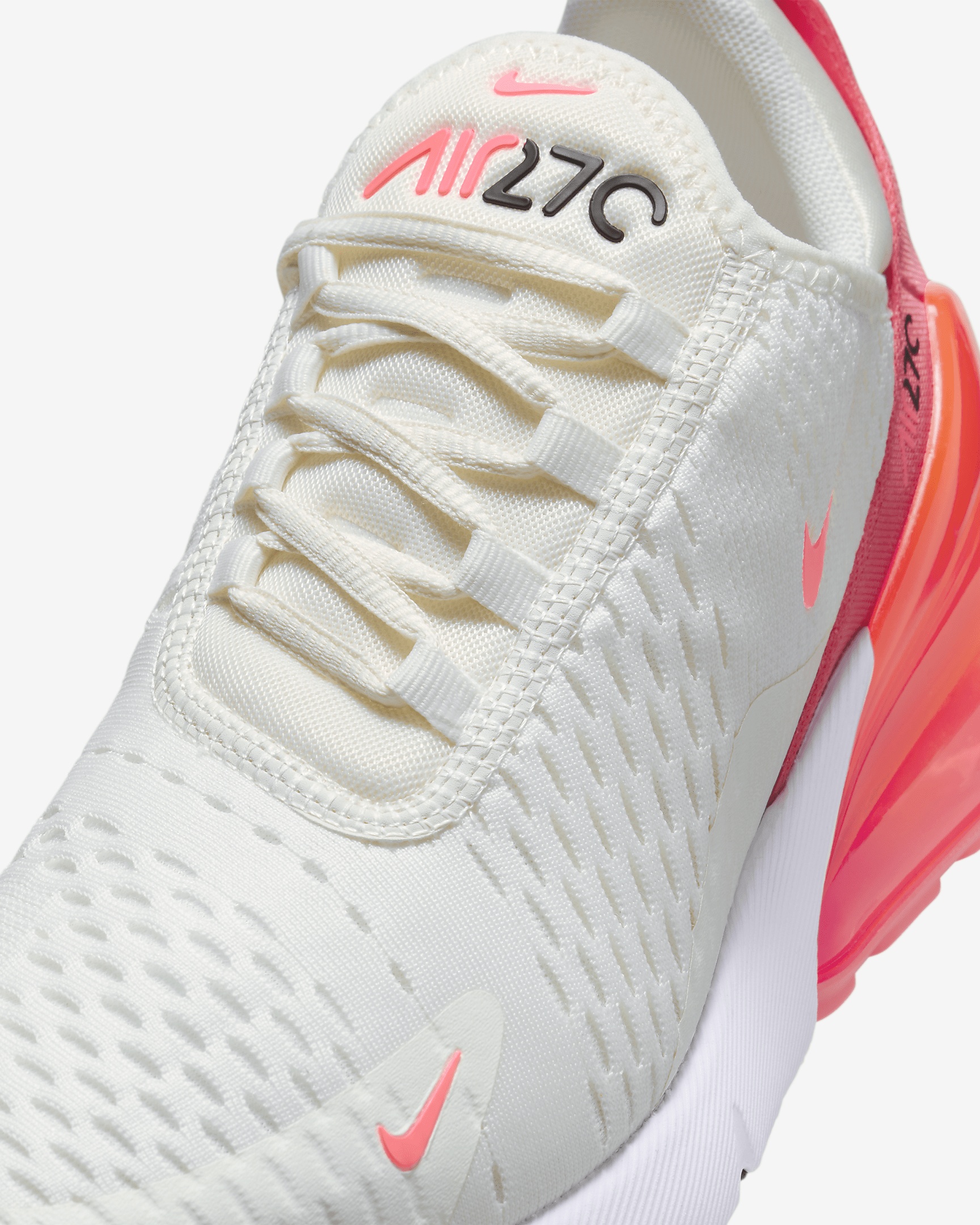 Nike Air Max 270 Women's Shoes - 7