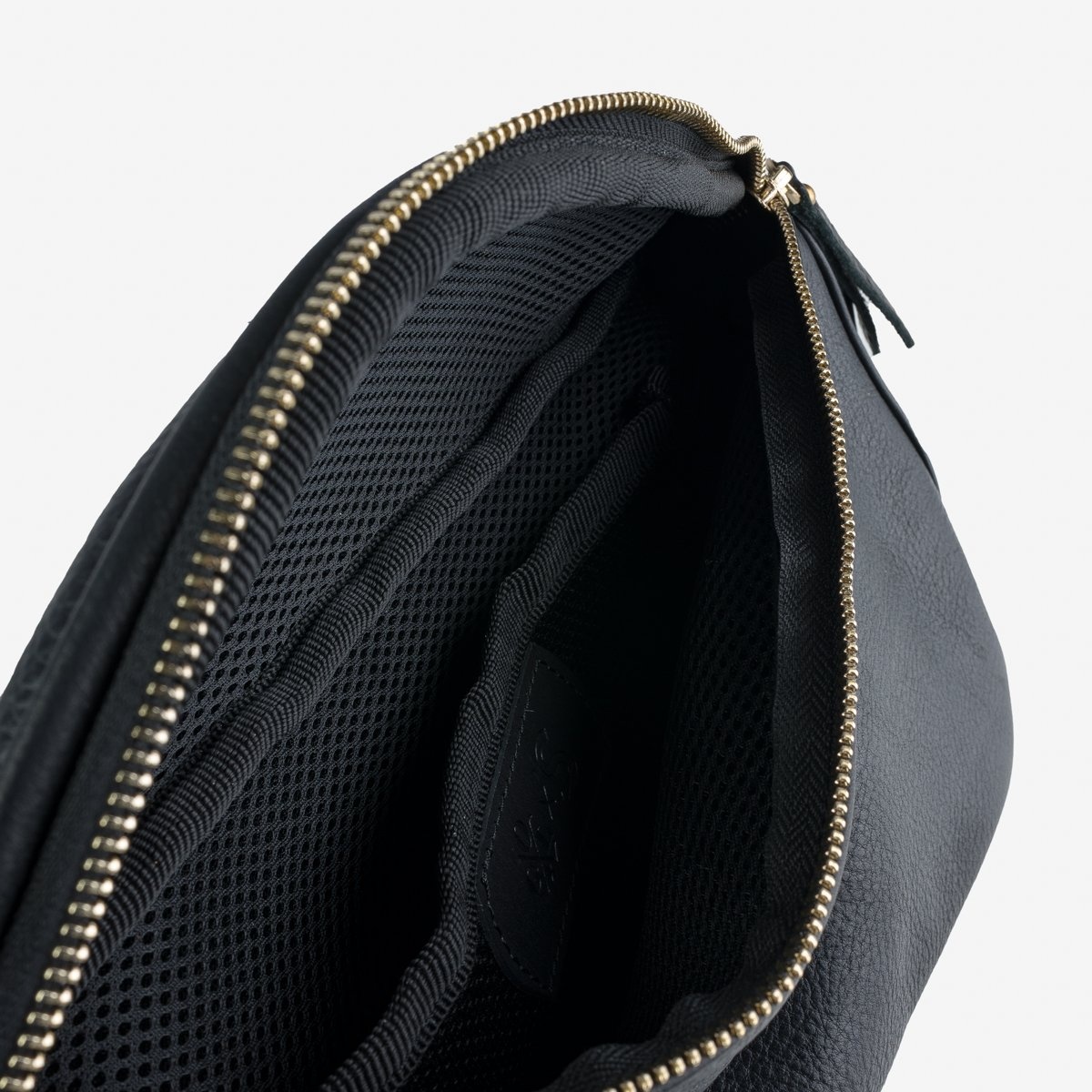SSxOGL-CBB OGL x SS Leather Cross Body Bag - Black - 6