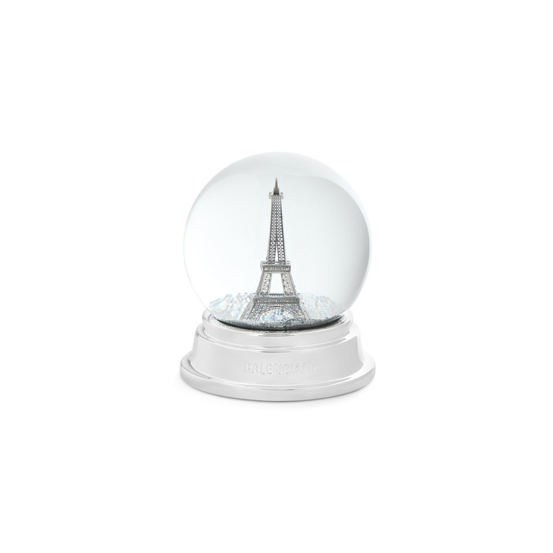 Snowglobe in Silver 1