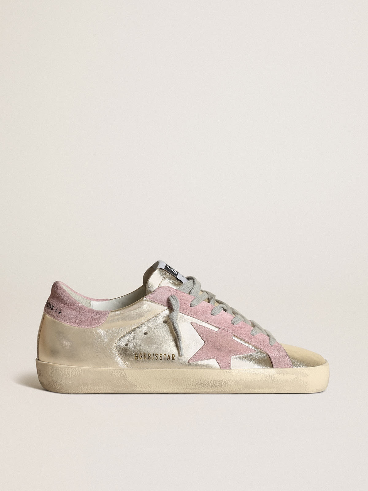 Super-Star LTD sneakers in platinum metallic leather with pink suede star and heel tab - 1