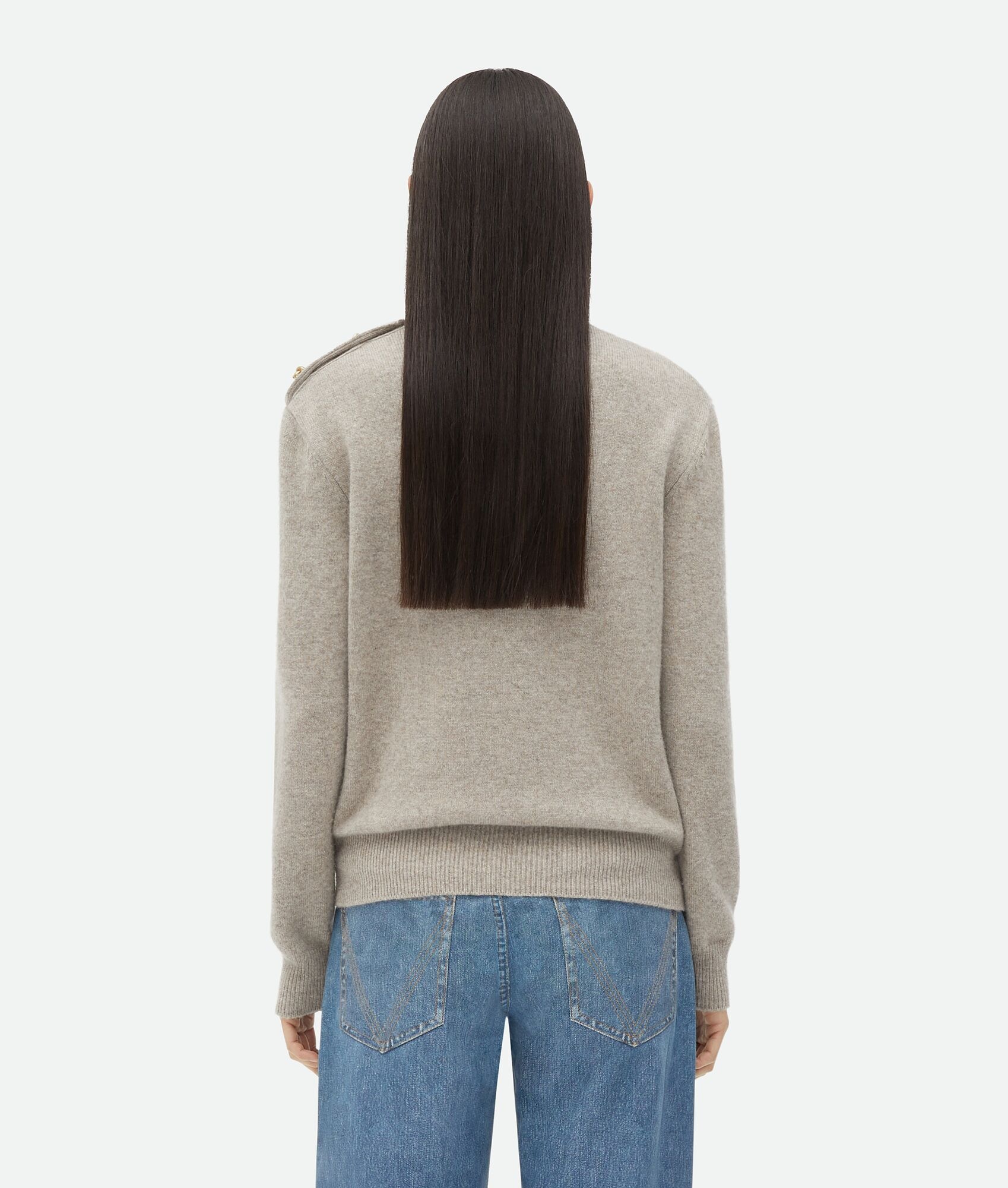 Cashmere Sweater With Knot Buttons - 3