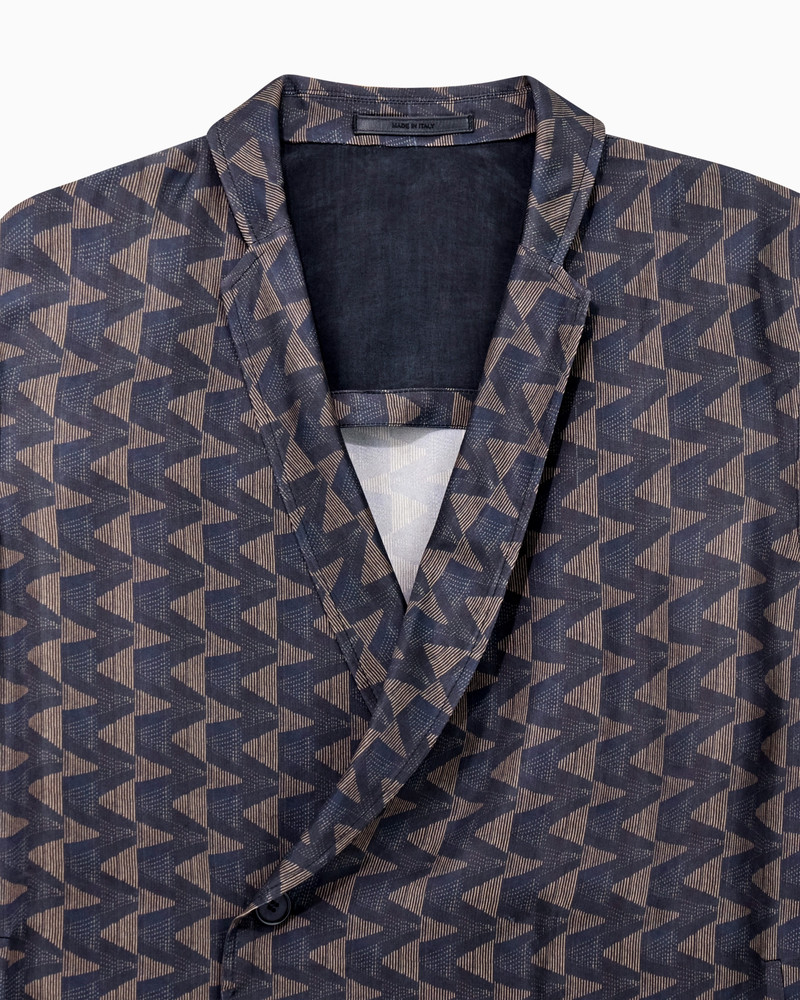 SINGLE-BREASTED JACKET IN CUPRO CANVAS WITH A GEOMETRIC PRINT 5