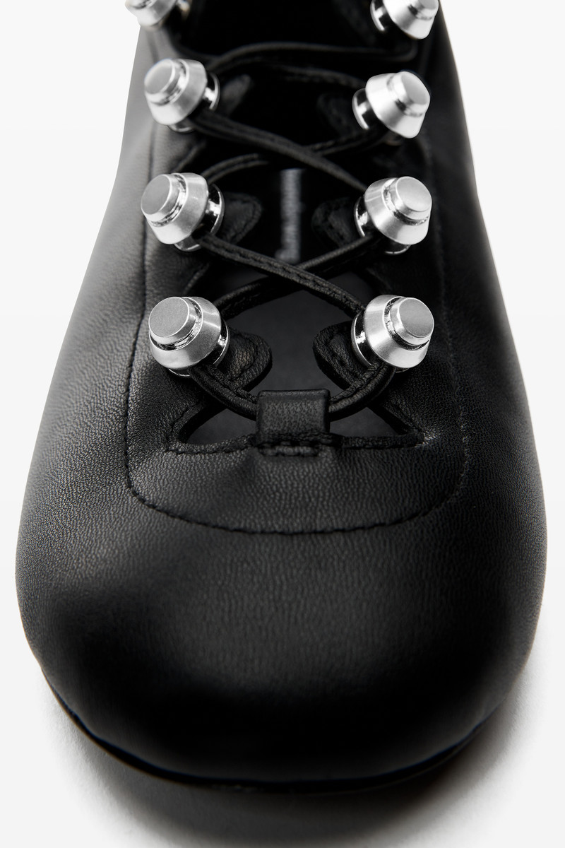 Vyolette Lace-Up Flat in Leather 5