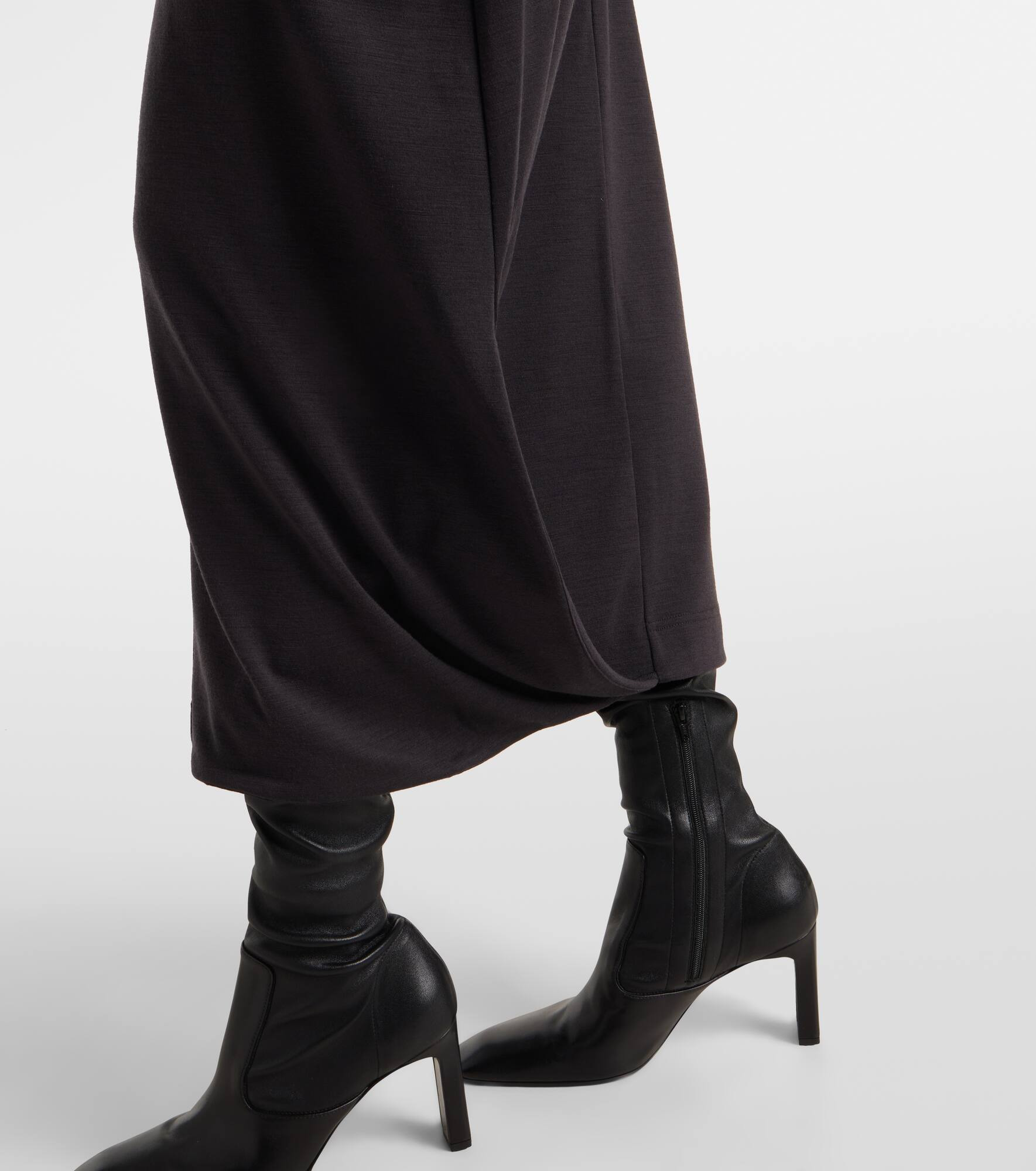 Belted asymmetric midi dress - 6