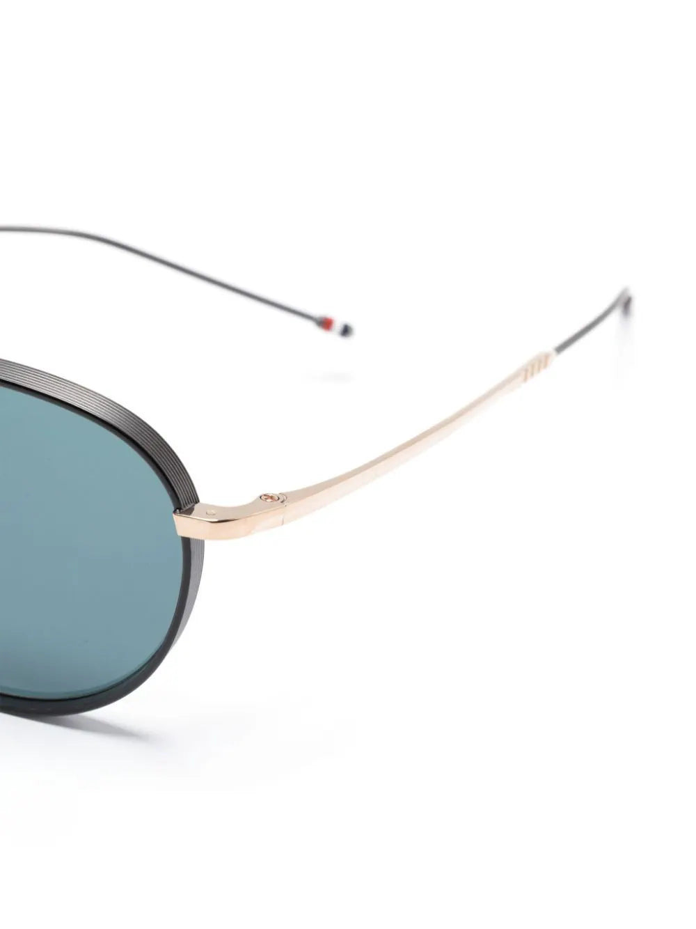 Round Sunglasses In Titanium - 3