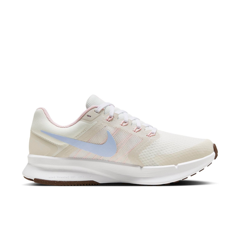 (WMNS) Nike Run Swift 3 'White' FN3448-141 2