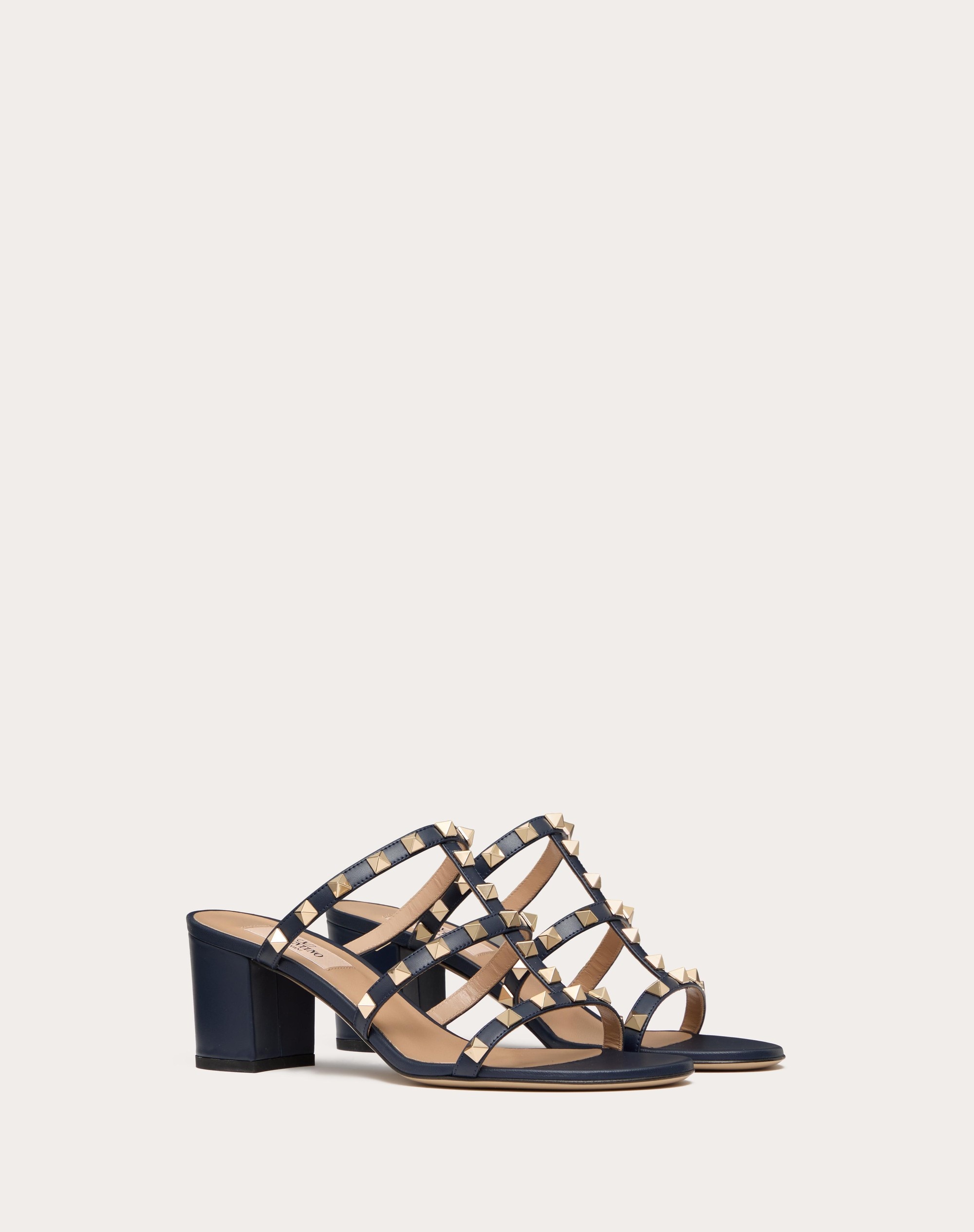 ROCKSTUD CALFSKIN LEATHER SLIDE SANDAL 60 MM - 2