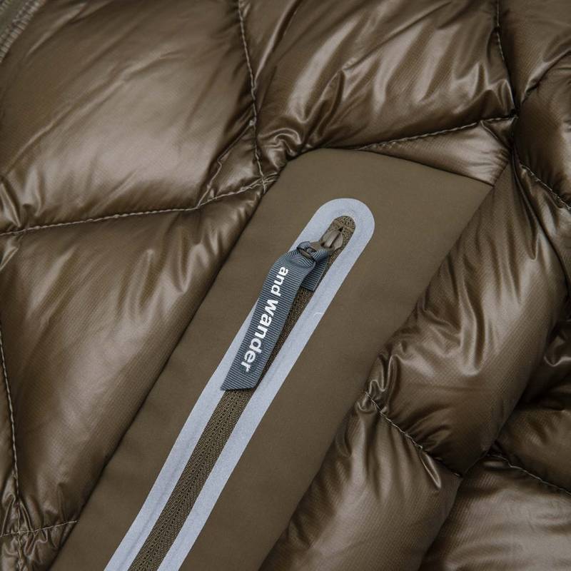 DIAMOND STITCH DOWN HOODIE 3