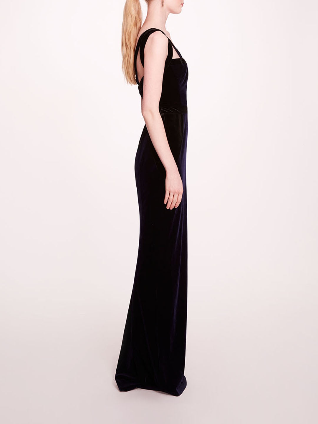SLEEVELESS VELVET COLUMN GOWN - 3