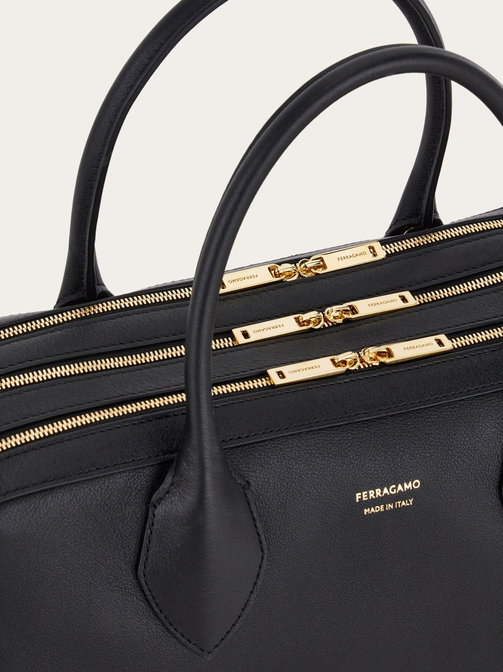 Handbag (M) - 8