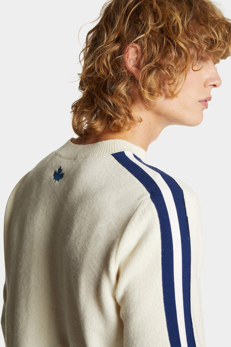 CREWNECK PULLOVER 5