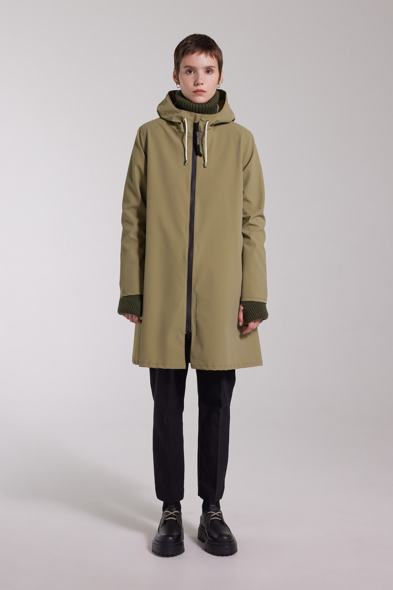 Mosebacke Lightweight Matte Zip Raincoat Aloe 1