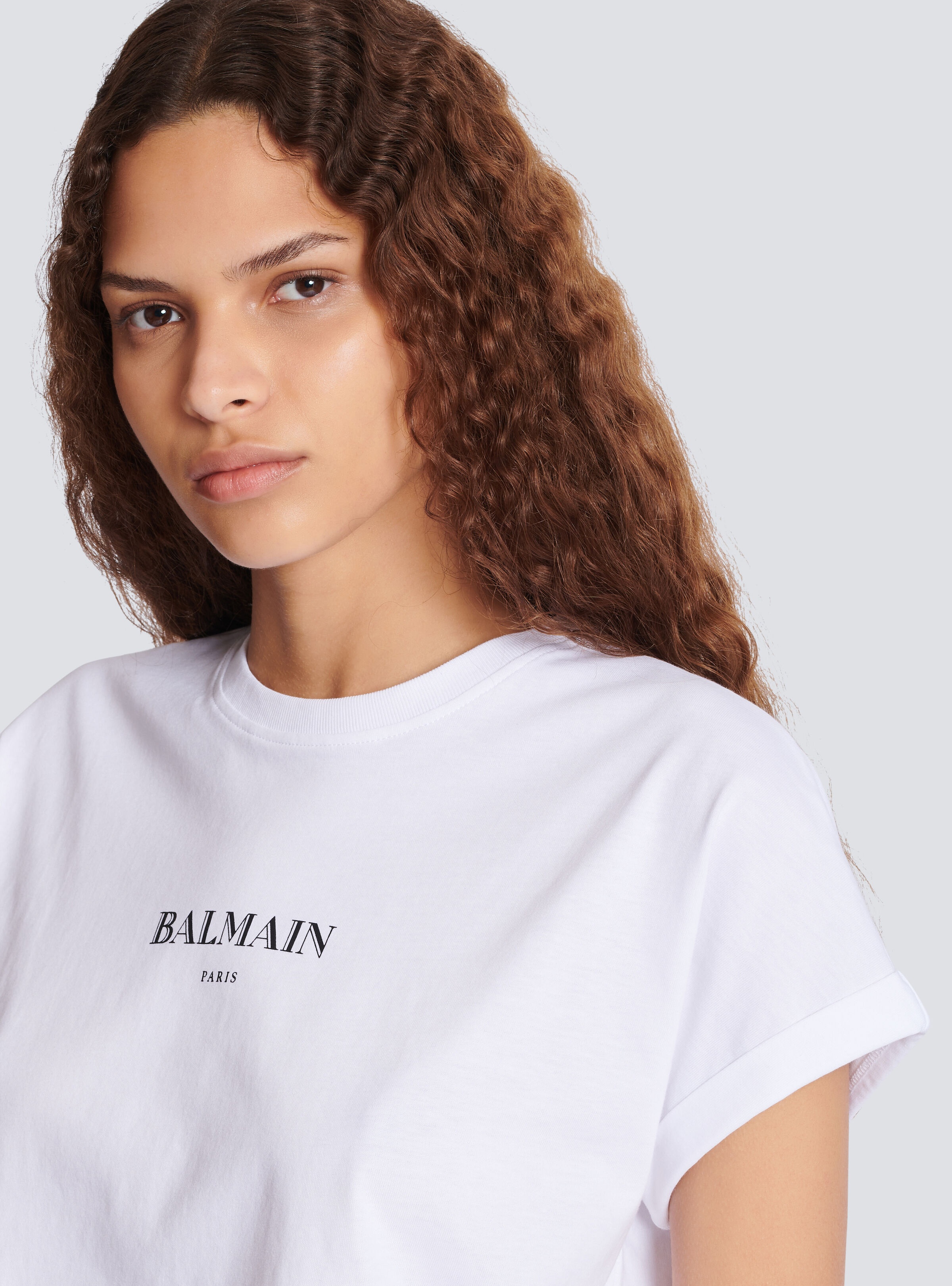 Cropped T-shirt with Balmain print - 7