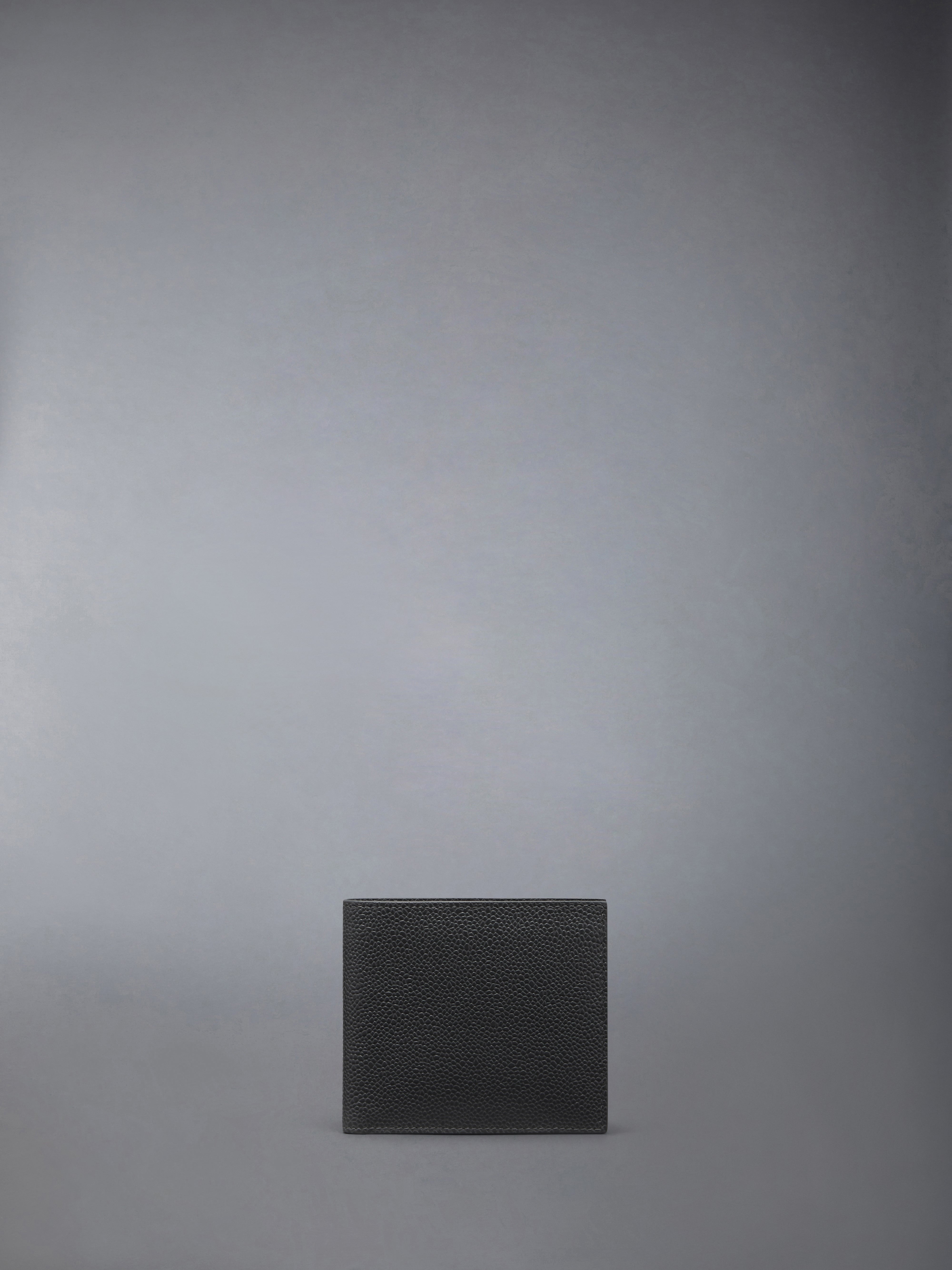 PEBBLE GRAIN BIFOLD - 1