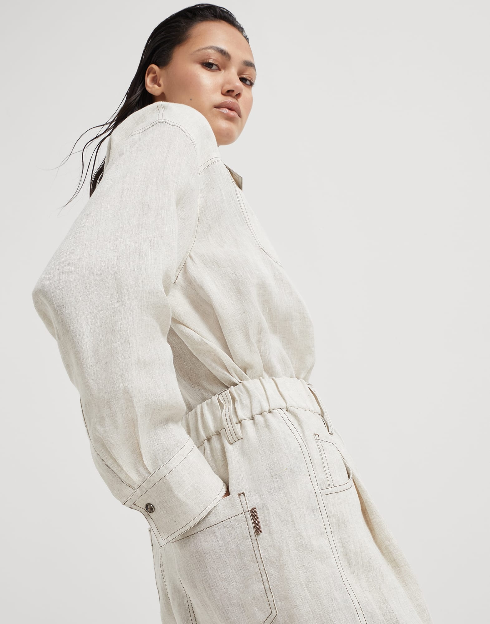 Lessivé linen five-pocket shorts with shiny tab - 3