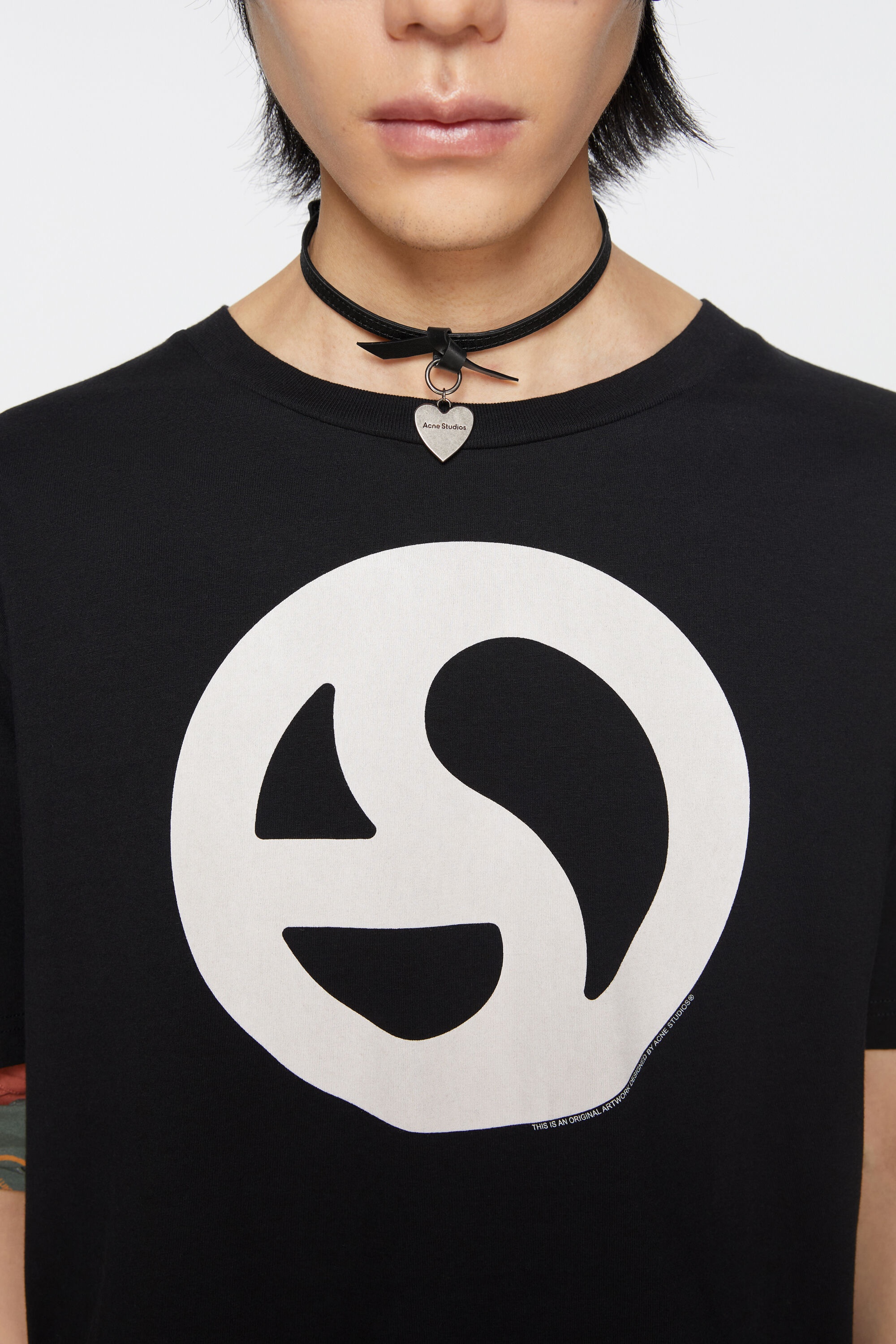 Musubi charm necklace - Black - 3