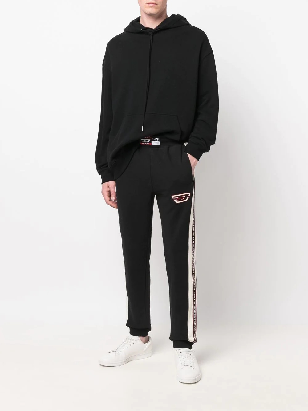 logo-patch performance track pants - 2