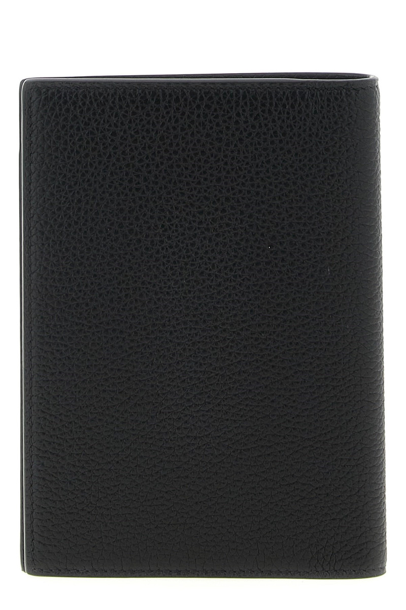 TOM FORD Hammered leather passport holder outlook