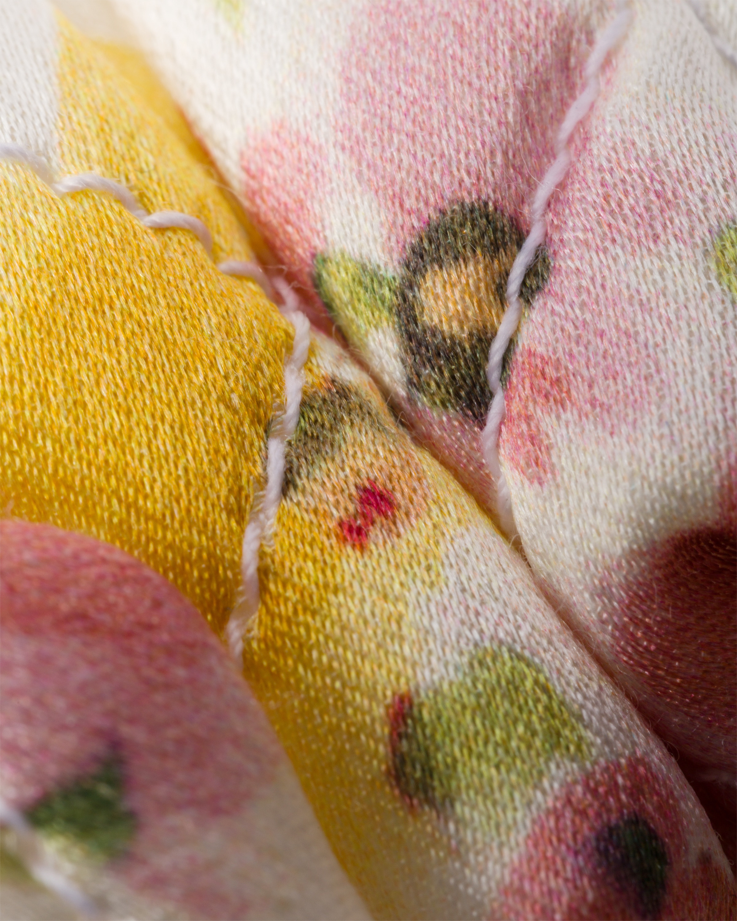 Floral-print satin scrunchie - 3