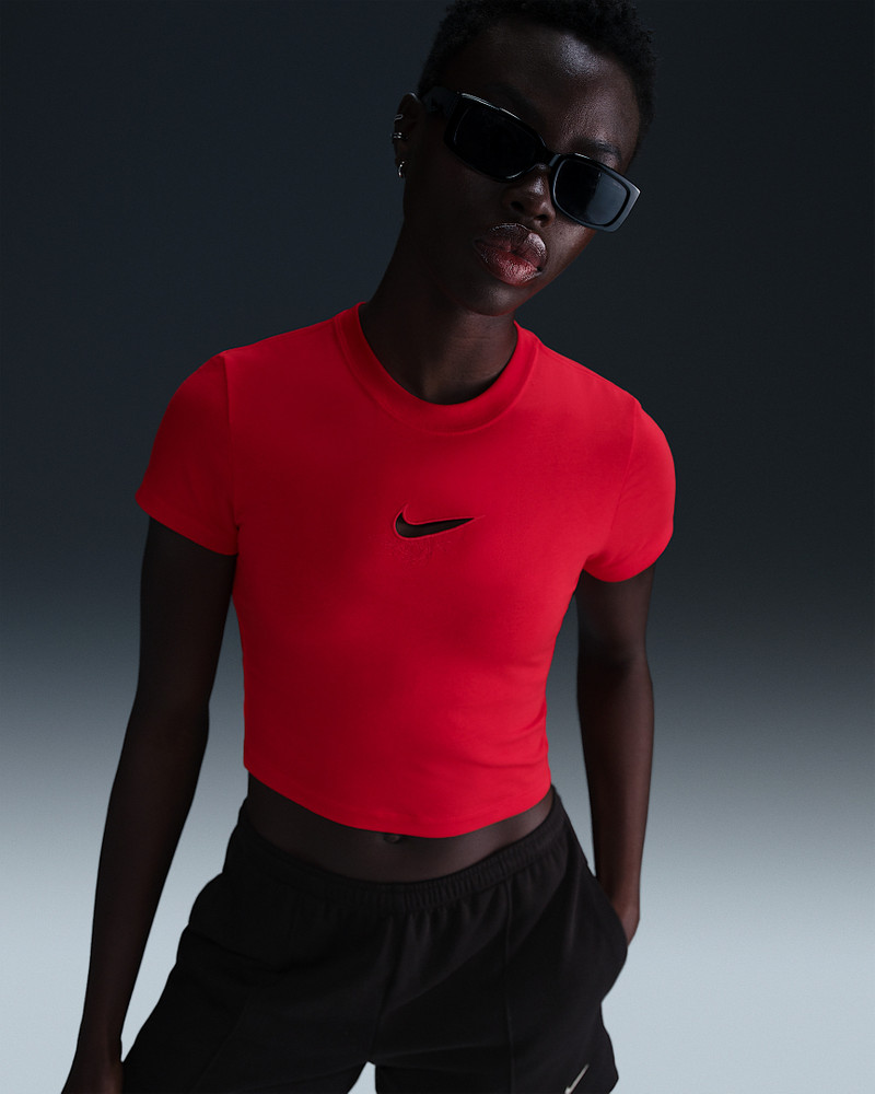 Nike Sportswear Chill Knit Women's Slim Cropped T-Shirt 1