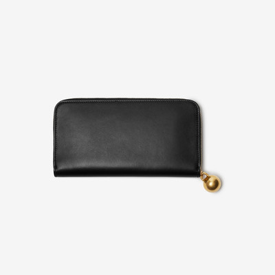 Burberry EKD Leather Zip Wallet outlook