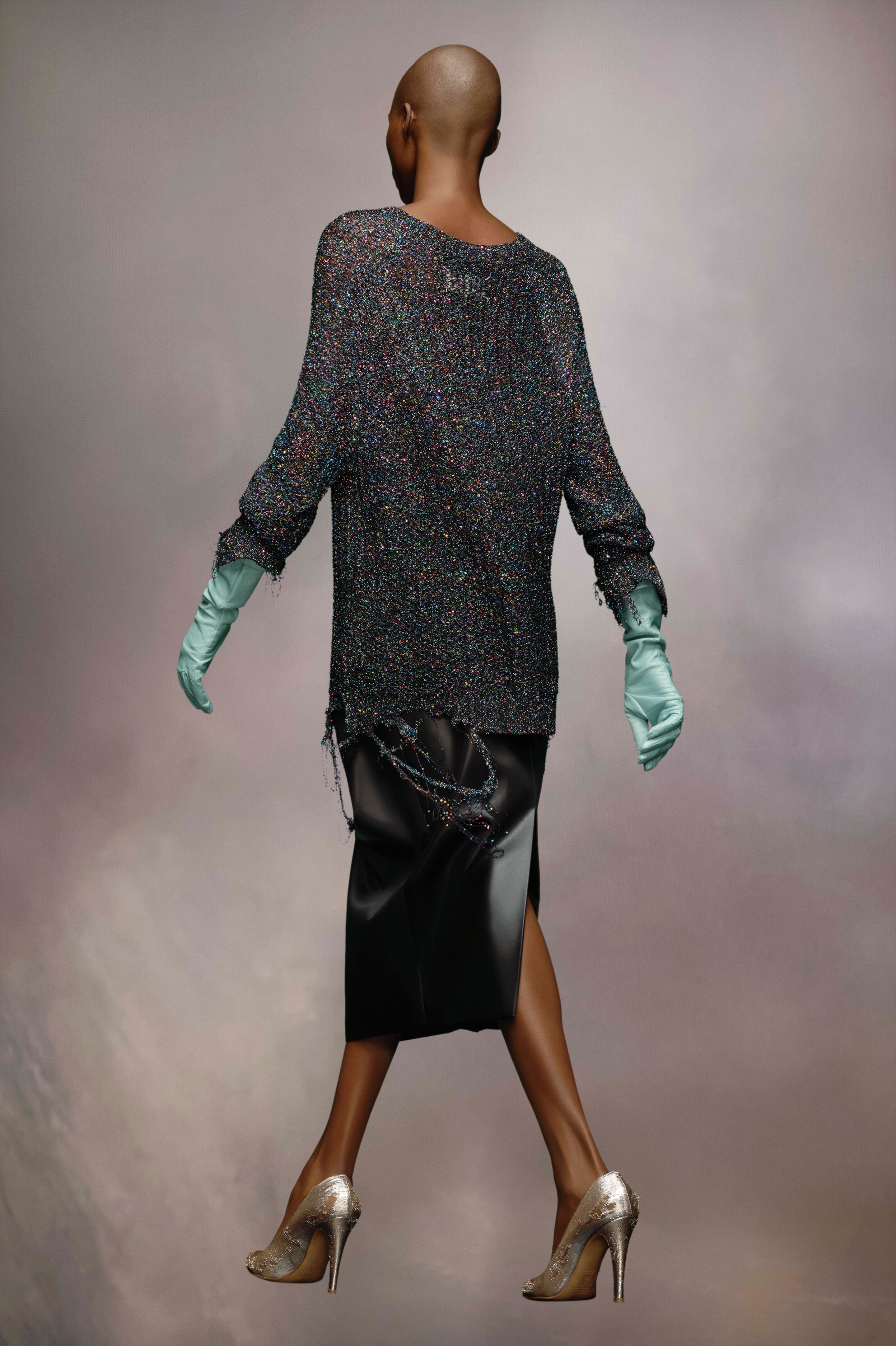 Battered sequin knit sweatshirt - 4