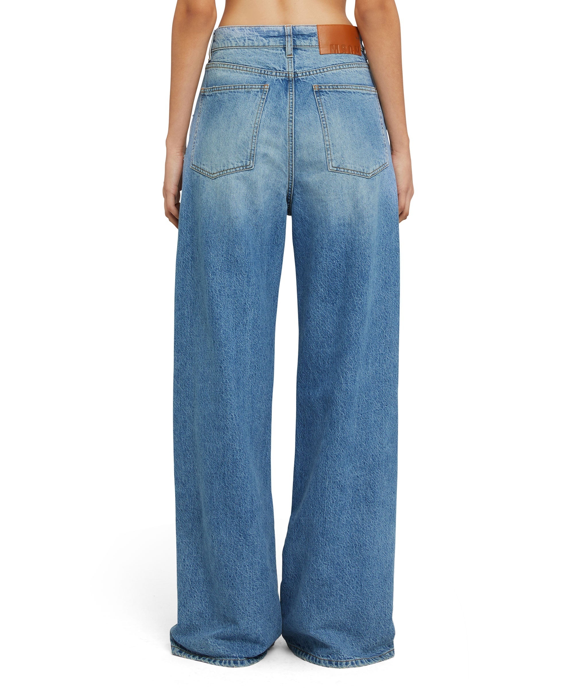 Solid color jeans with flared legs - 3