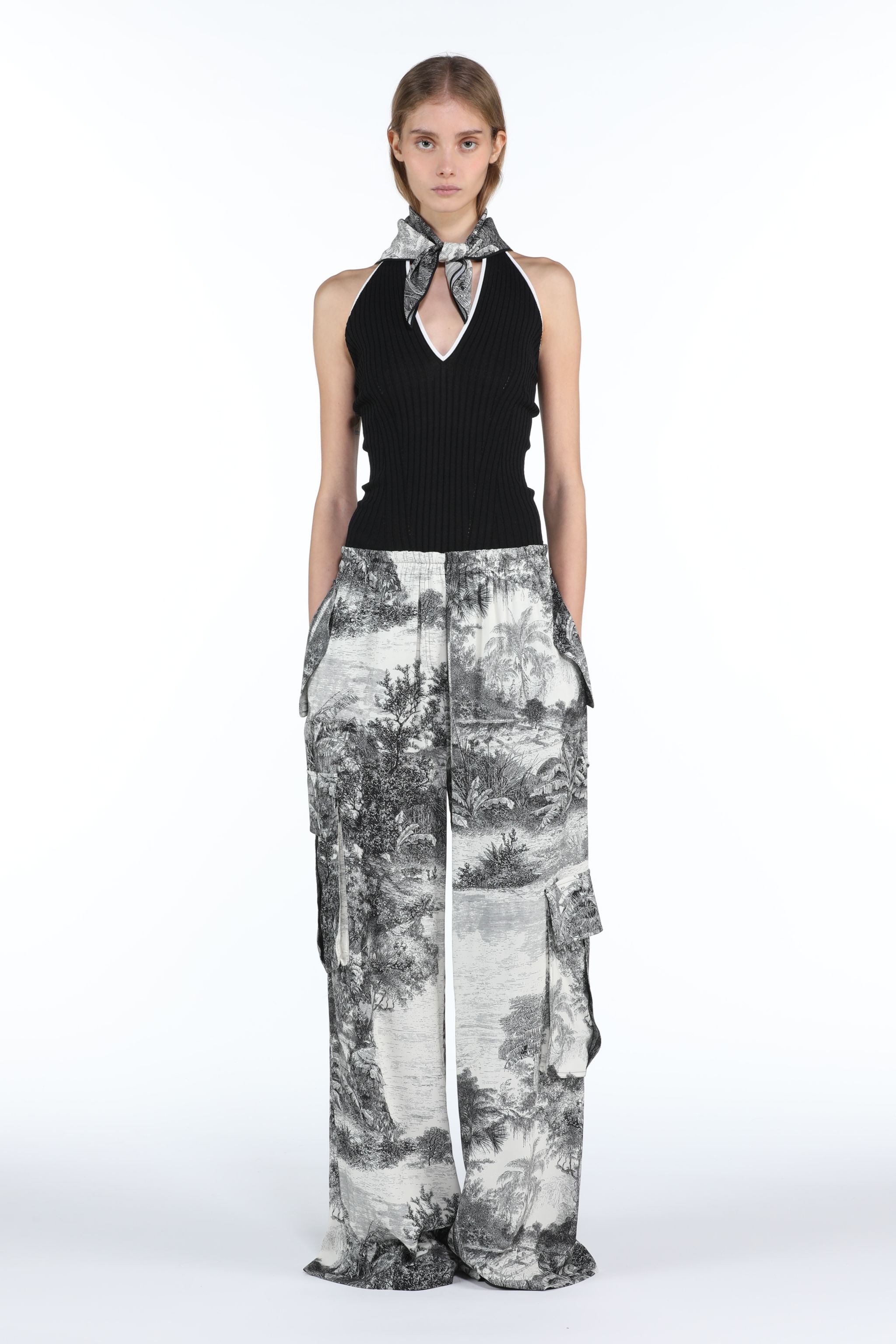 LANDSCAPE-PRINT CARGO TROUSERS - 4