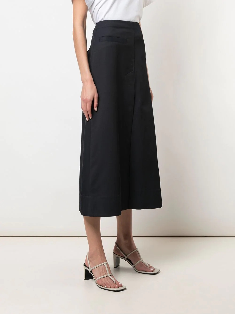 front slit A-line skirt - 3