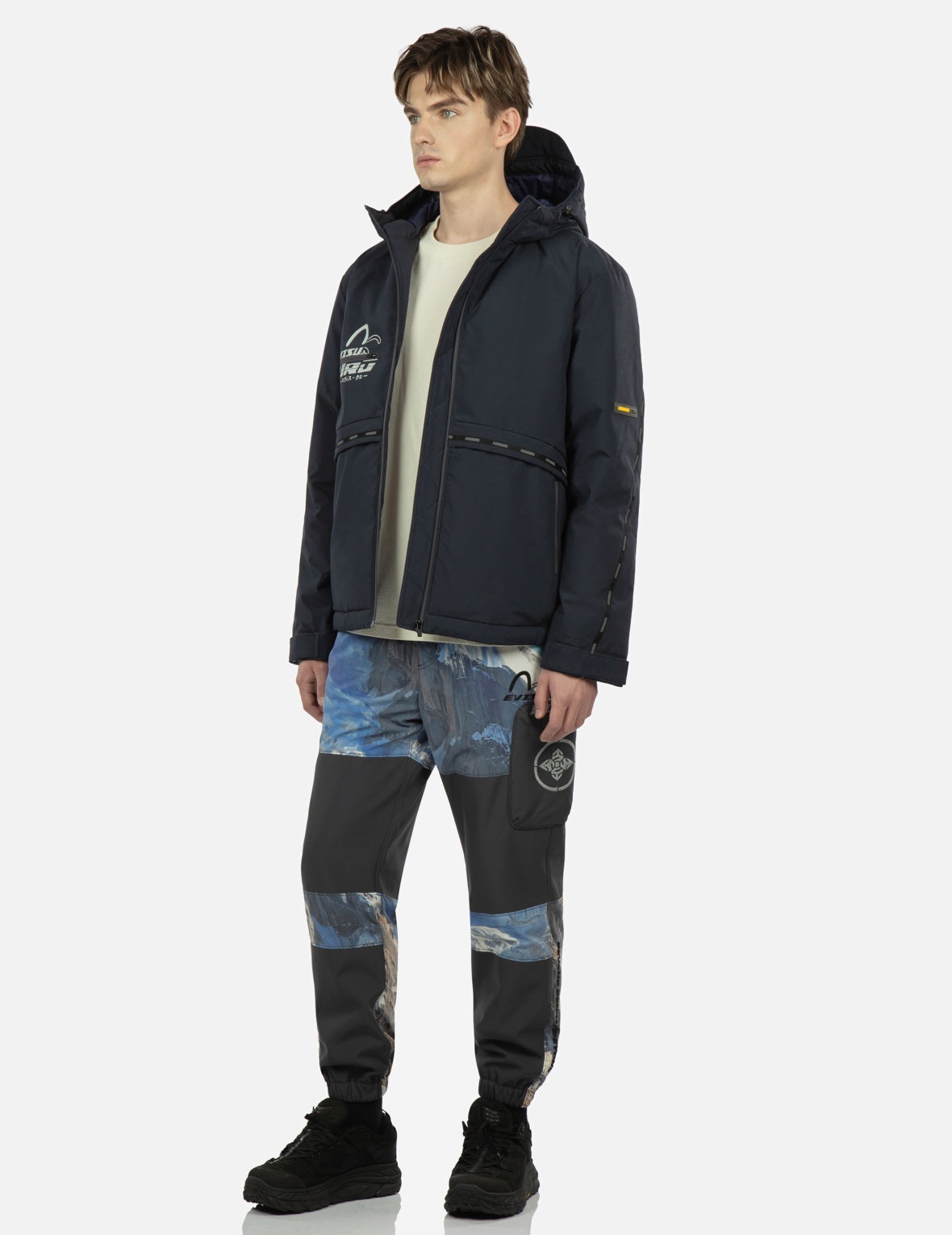 Moving Seagull PVC Patch Hooded Down Jacket - 4
