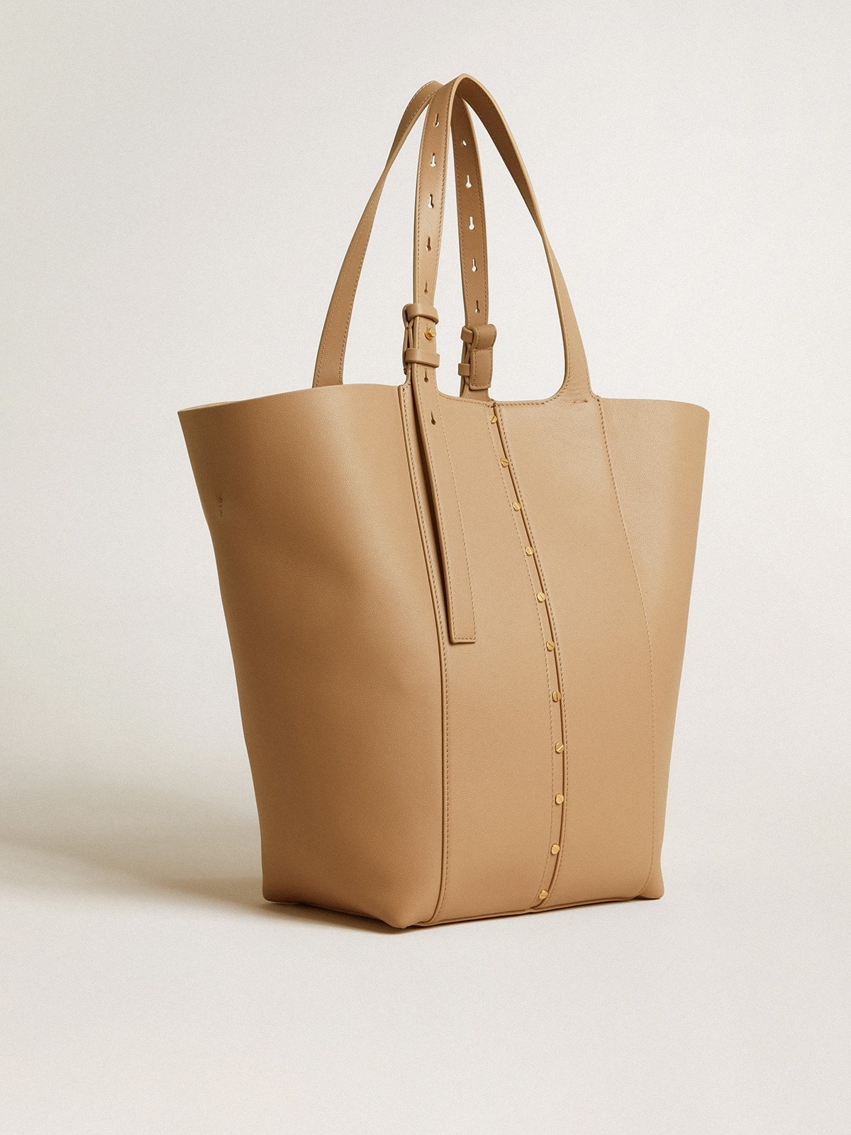 24/7 Bag in cappuccino-colored leather with adjustable handles - 5
