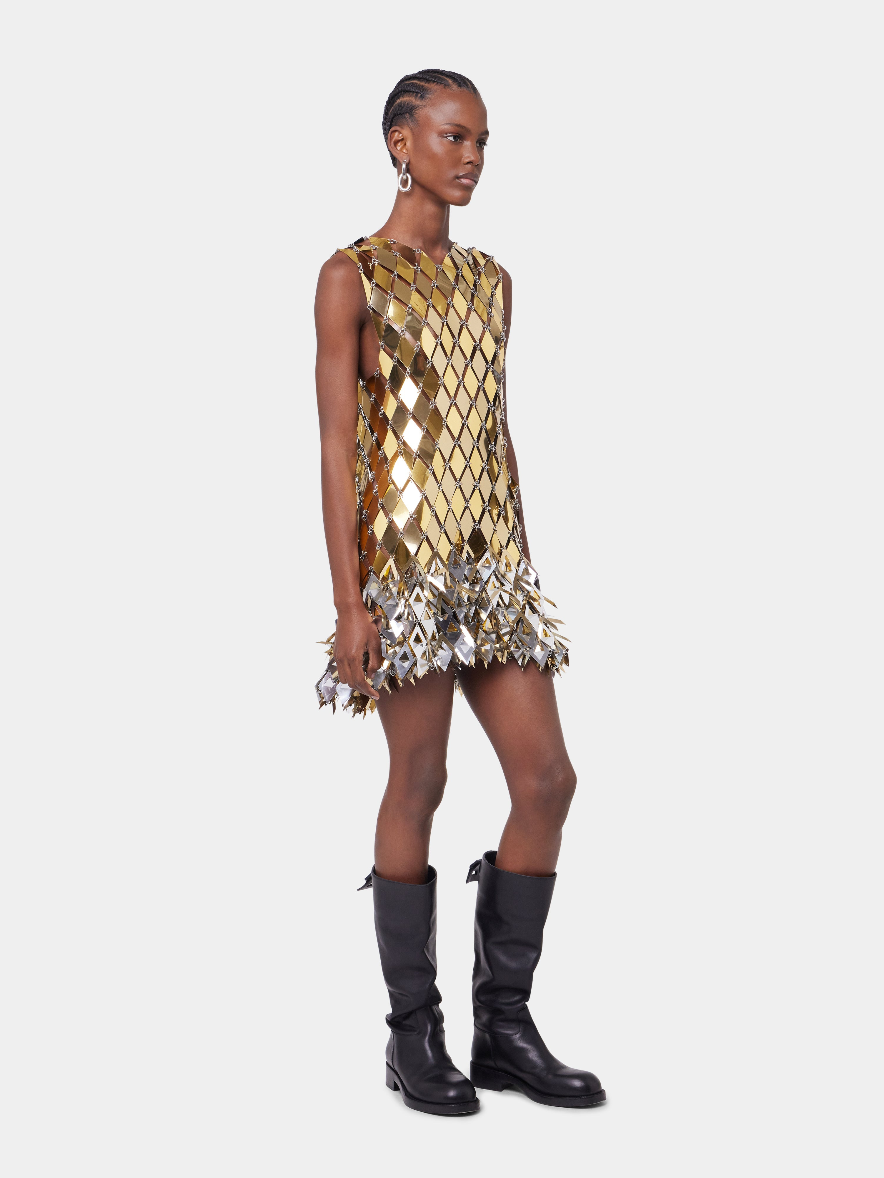 GOLD SHORT DRESS IN ASSEMBLY - 3