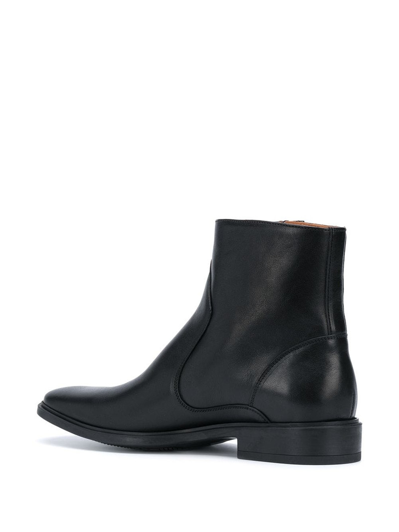 paperclip Chelsea boots 3