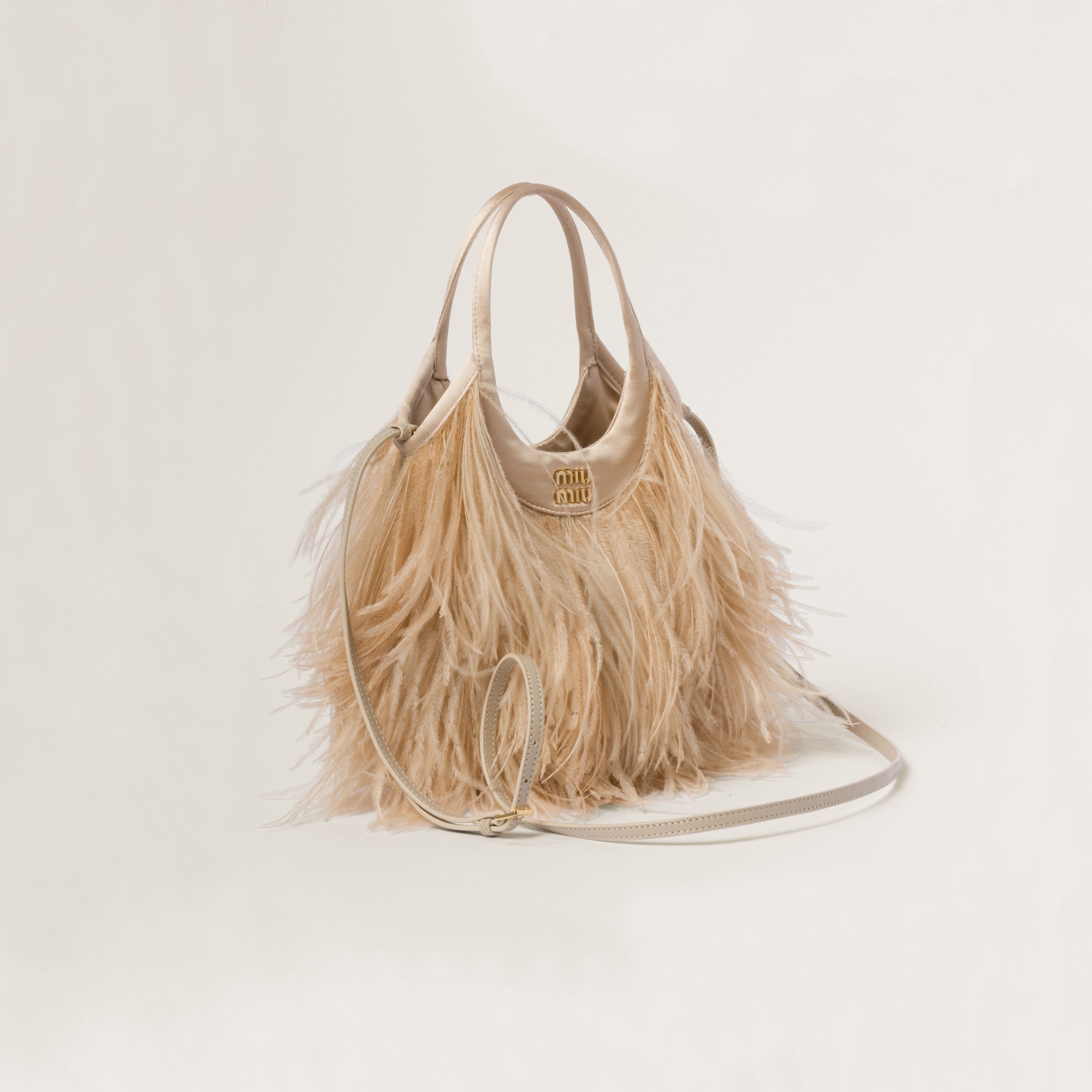 Satin handbag with feathers - 2