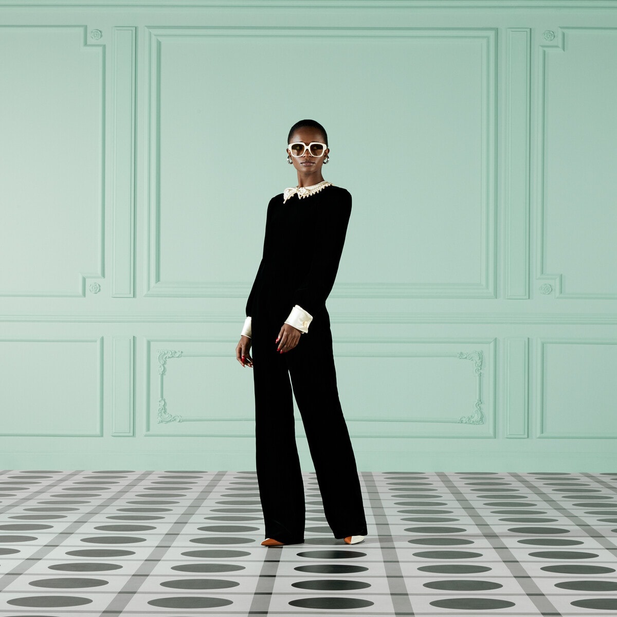 Silk viscose jumpsuit with resin pearls - 5