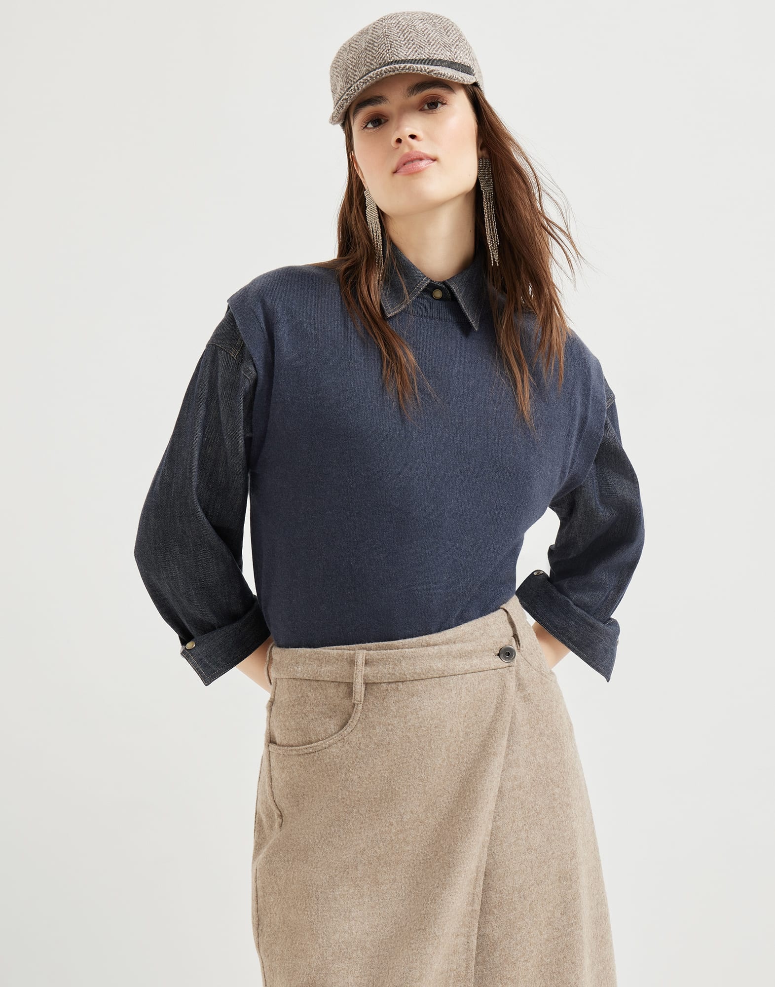 Cashmere sweater with monili - 4