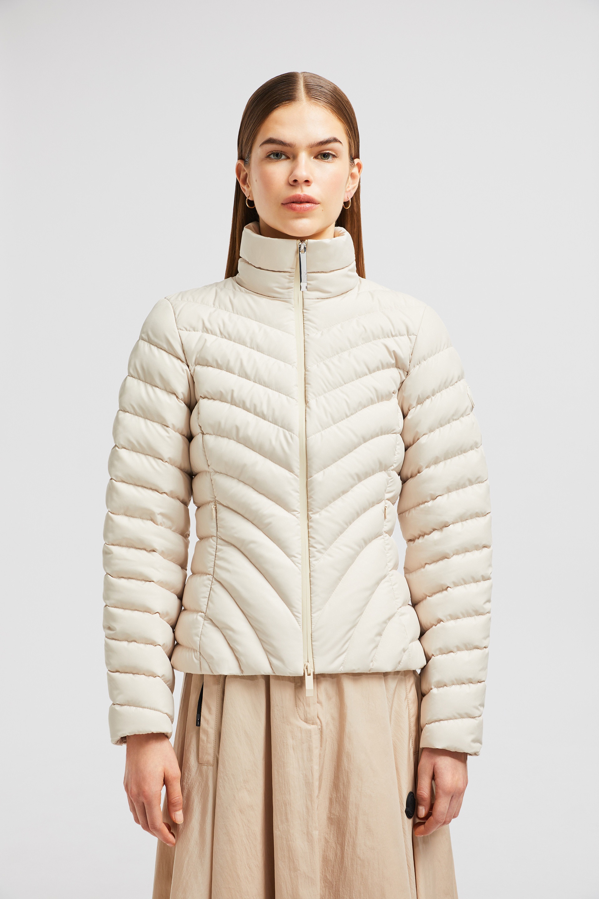 Grange Diagonal-Quilted Short Down Jacket - 3