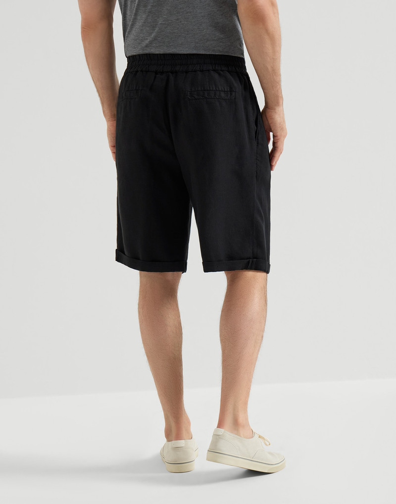 Garment-dyed Bermuda shorts in linen gabardine with drawstring and pleat 3