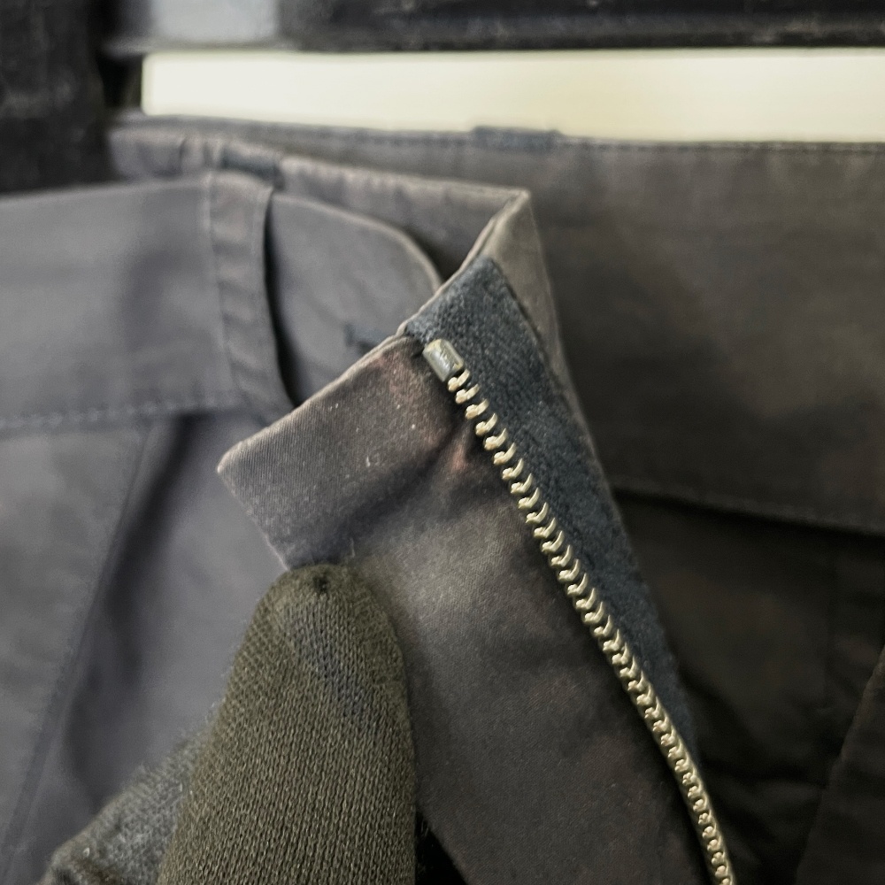 Chanel Half Pants P32655V22904 38 - 4