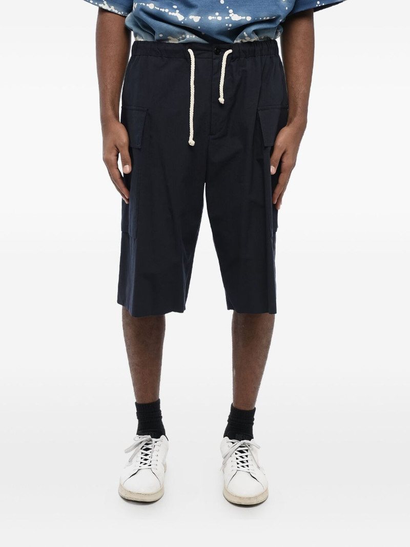 drawstring cargo shorts 1
