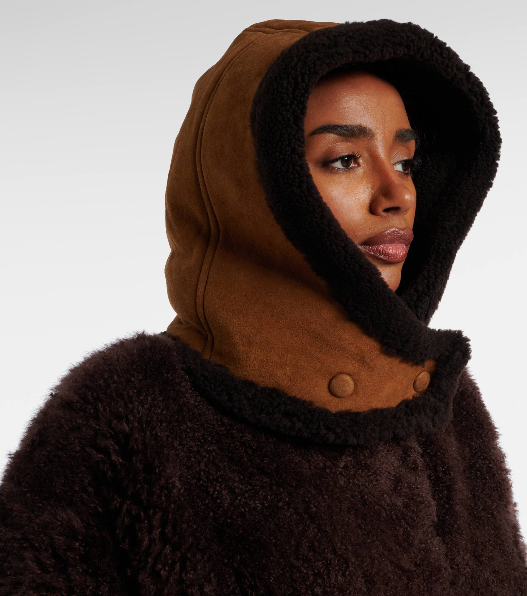 Shearling-trimmed suede hood - 2