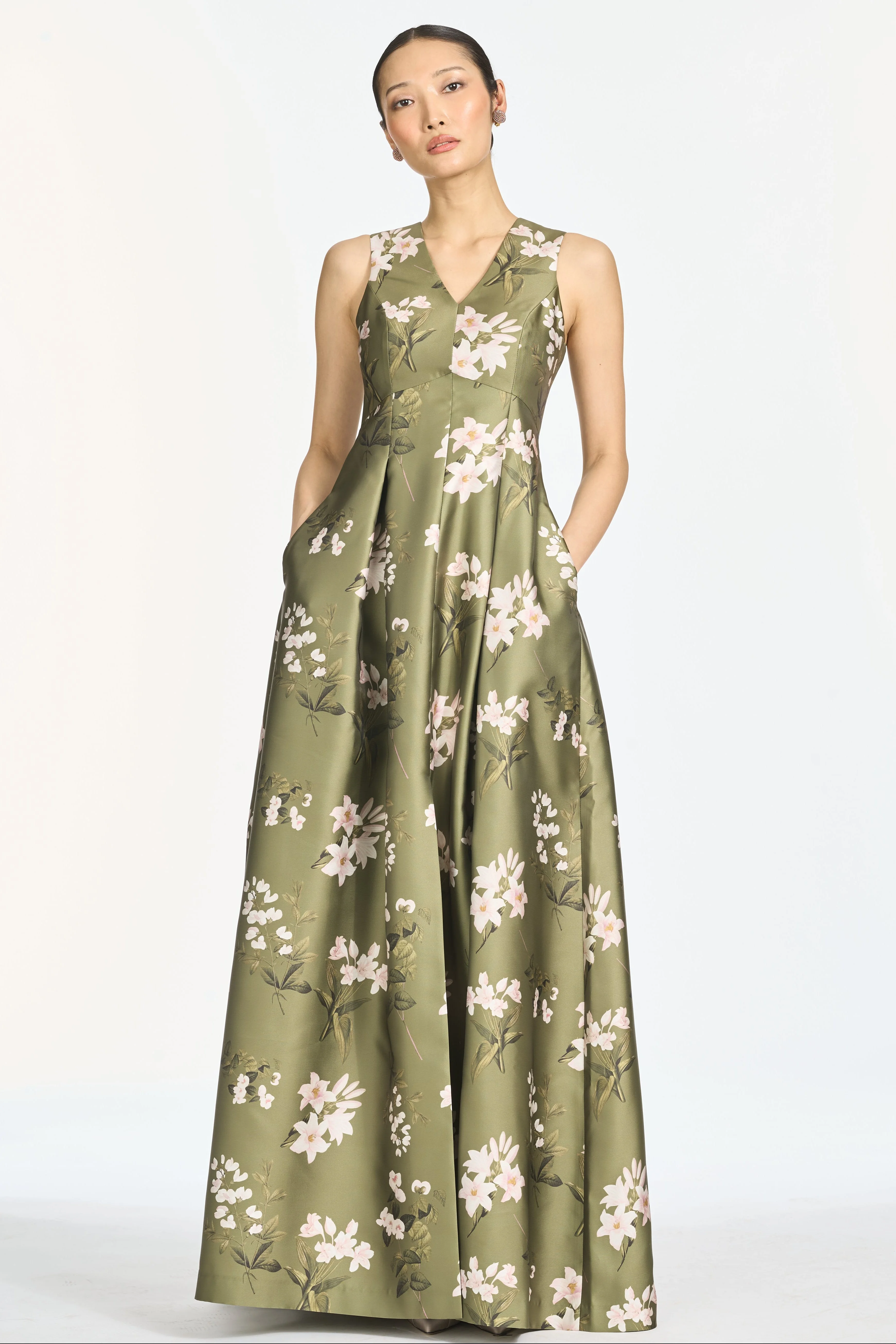 BROOKLYNNE GOWN - MOSS FORMOSA - 1