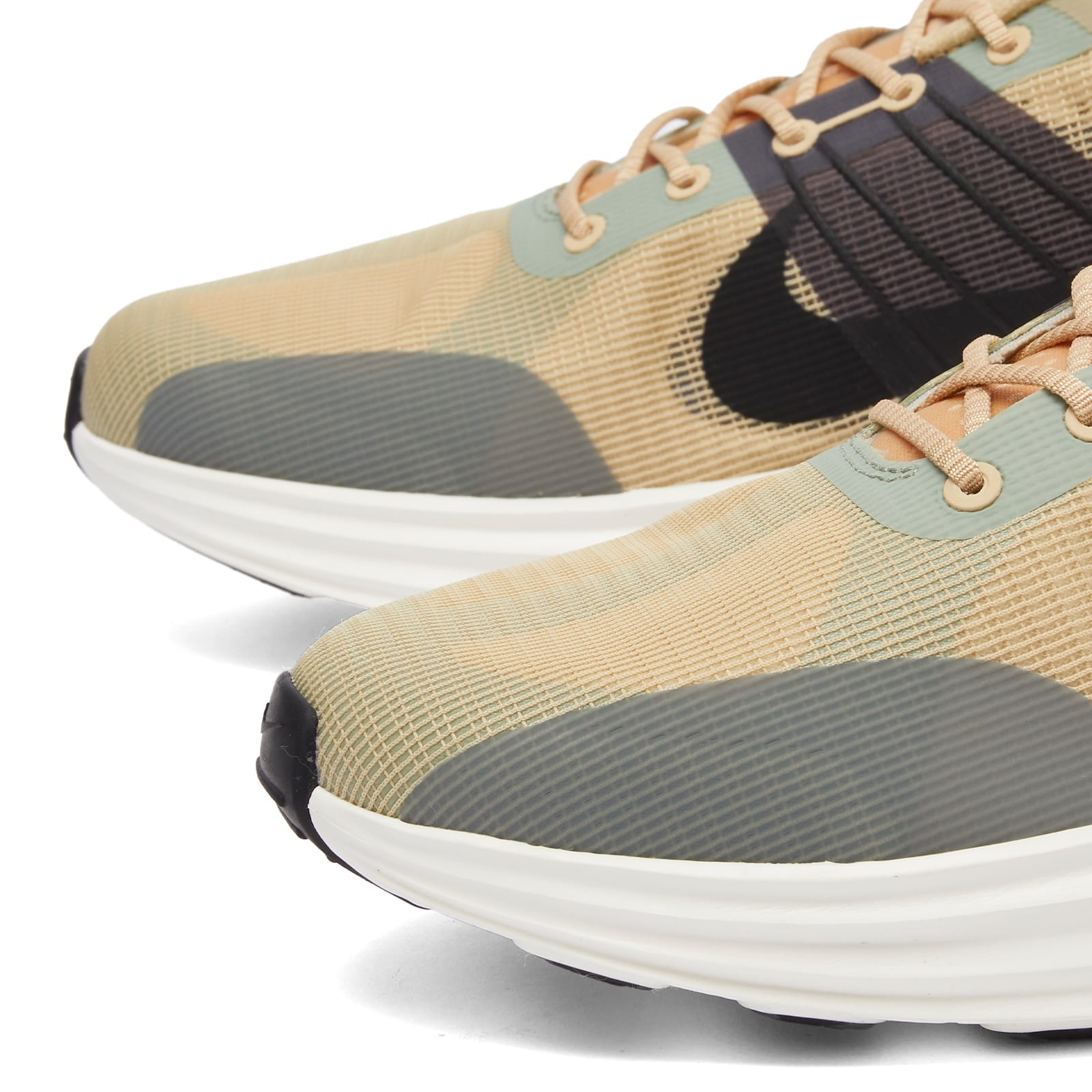 Nike Lunar Roam Sneaker - 4