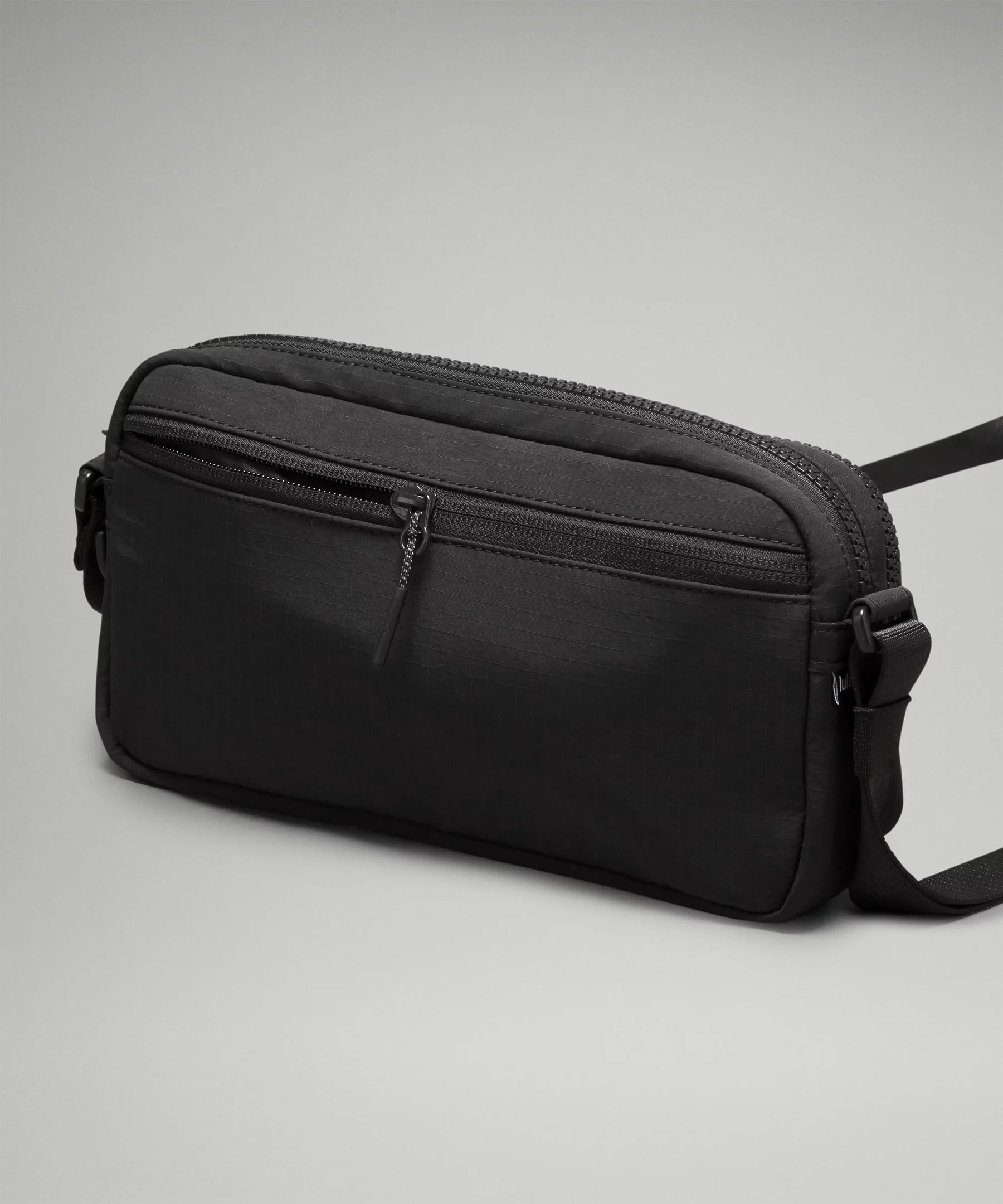 Multi-Pocket Crossbody Bag 2.5L - 5