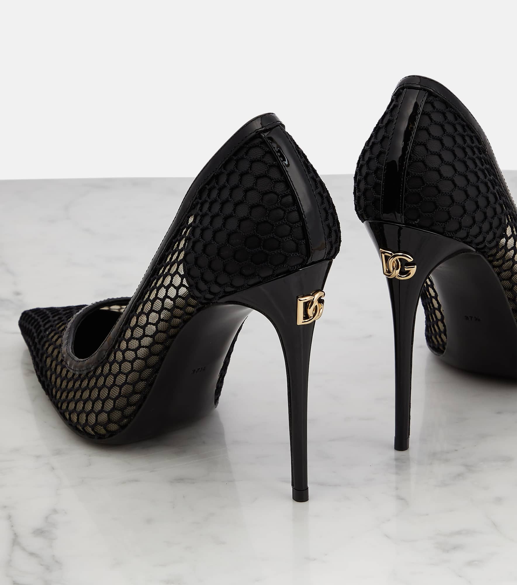 Mesh-trimmed leather pumps - 6