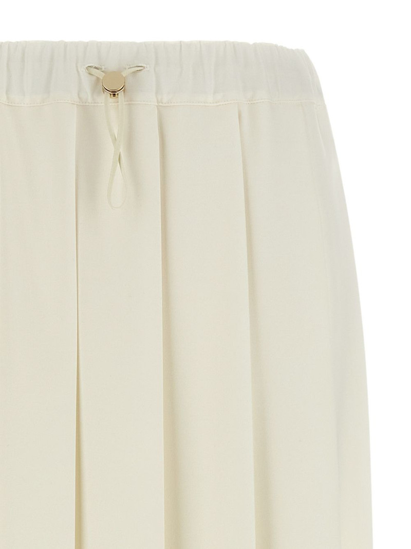 pleated skirt 3