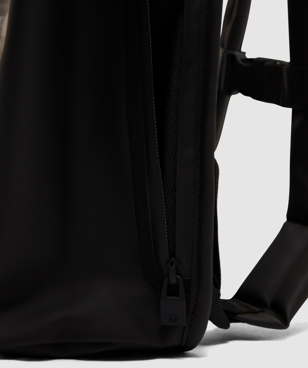 Rolltop backpack - 6